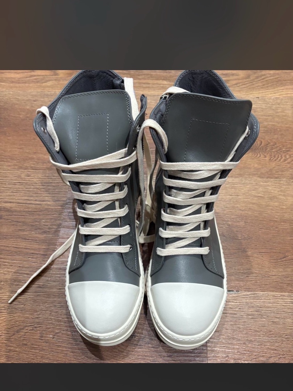 Mens High-Top Sneakers in Dark Gray and Cream